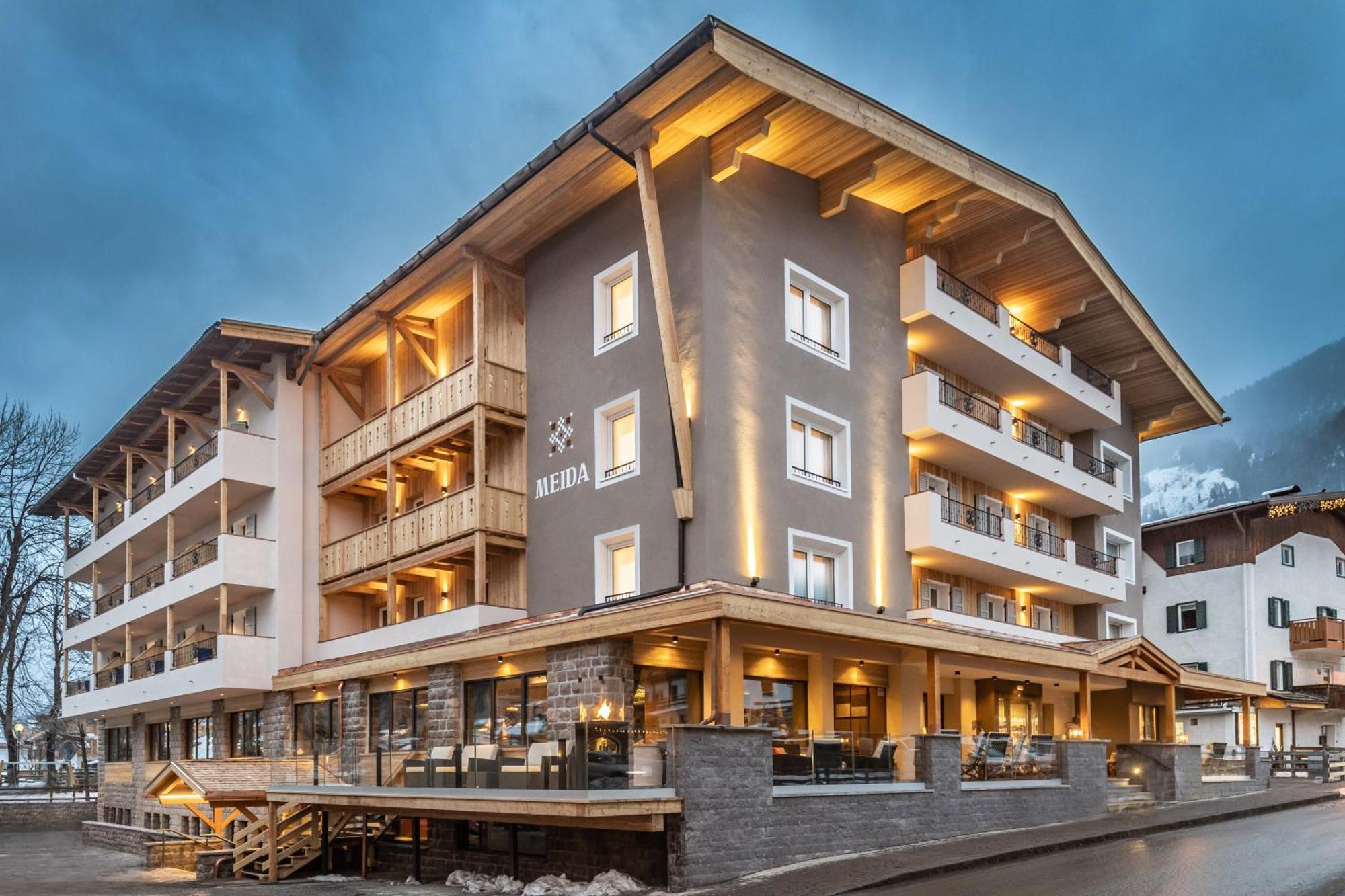 Residence Anda Pozza di Fassa Exterior foto